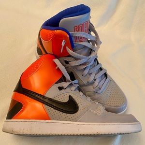 Men’s Nike Son of Force Mid (size 11.5)